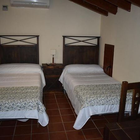 Hotel Rural El Refugio De Los Templarios Cabeza del Buey Exterior photo
